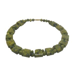 Green Russian Serpentine Stone Beaded Necklace Unique Geometric Design 16 in Vtg